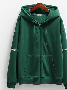 Női pulóverek - kapucnival és cipzárral