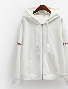 Női pulóverek - kapucnival és cipzárral