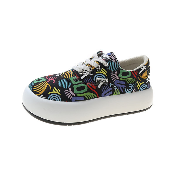 Naiste tossud - vabaaja paeltega