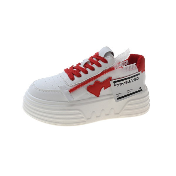 Női sportcipő magas talppal