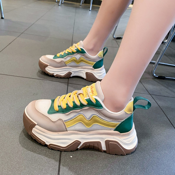 Alkalmi női tornacipő