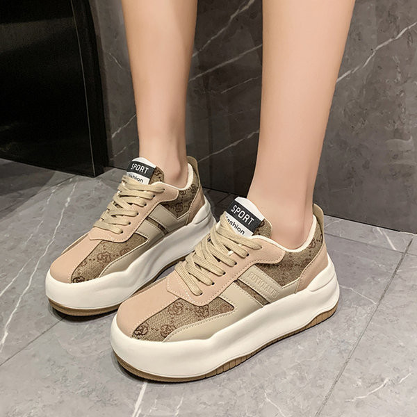 Női alkalmi tornacipő két színben