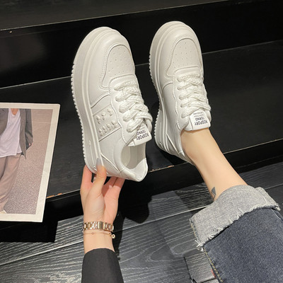 Naiste tossud - valget värvi vabaaja tossud