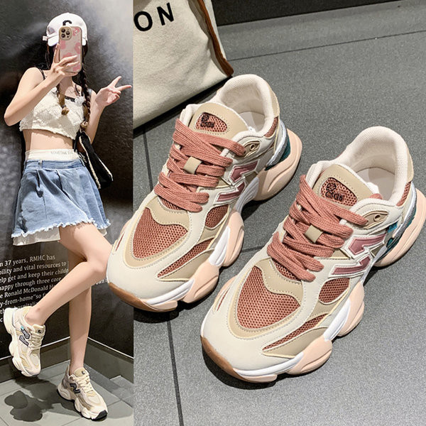 Naiste tossud - sport