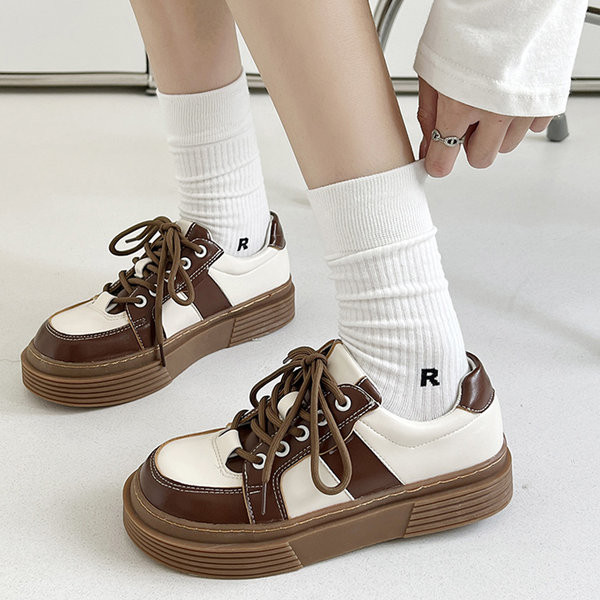 Γυναικεία έκο δερμάτινα παπούτσια με επίπεδη σόλα casual