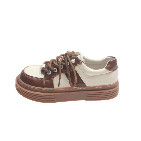 Γυναικεία έκο δερμάτινα παπούτσια με επίπεδη σόλα casual