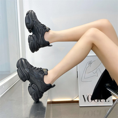 Női alkalmi tornacipő két színben