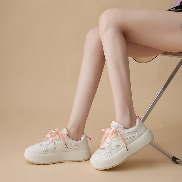 Fehér fűzős női tornacipő