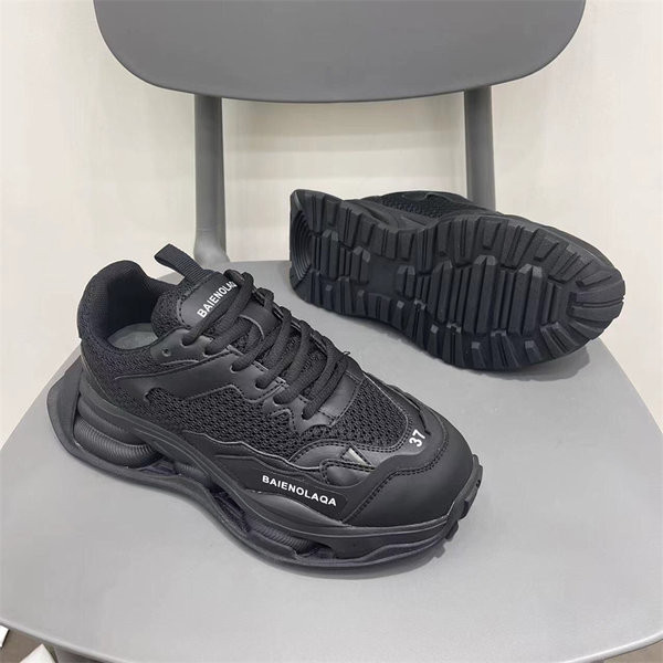 Női sportcipő - két színben