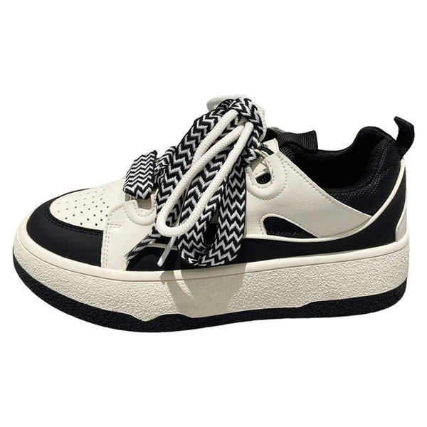 Női alkalmi, lapos talpú bőr tornacipő