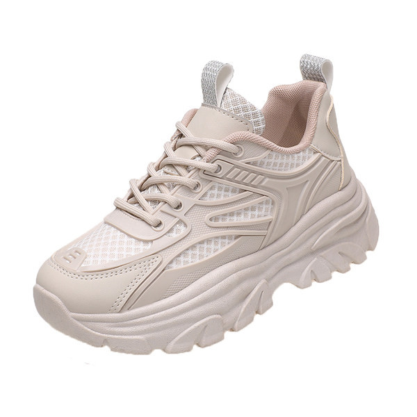 Γυναικεία sneakers με ψηλή πλατφόρμα σε λευκό και μαύρο