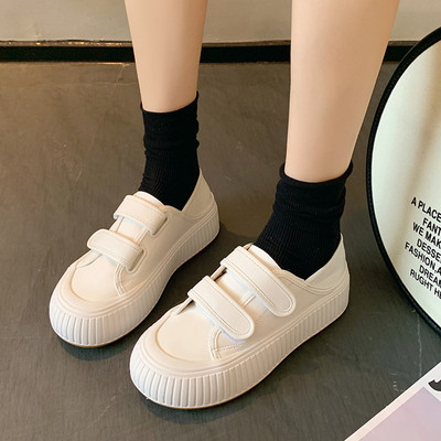 Γυναικεία αθλητικά sneakers με κούμπωμα velcro