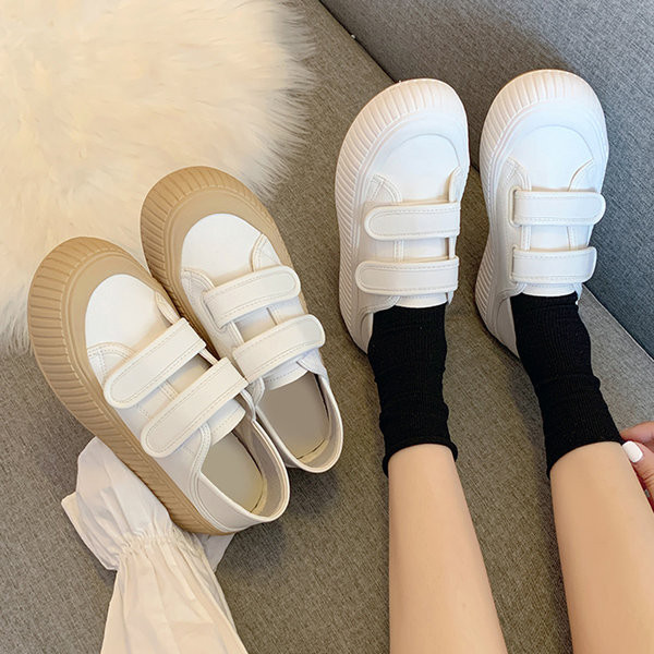 Γυναικεία αθλητικά sneakers με κούμπωμα velcro