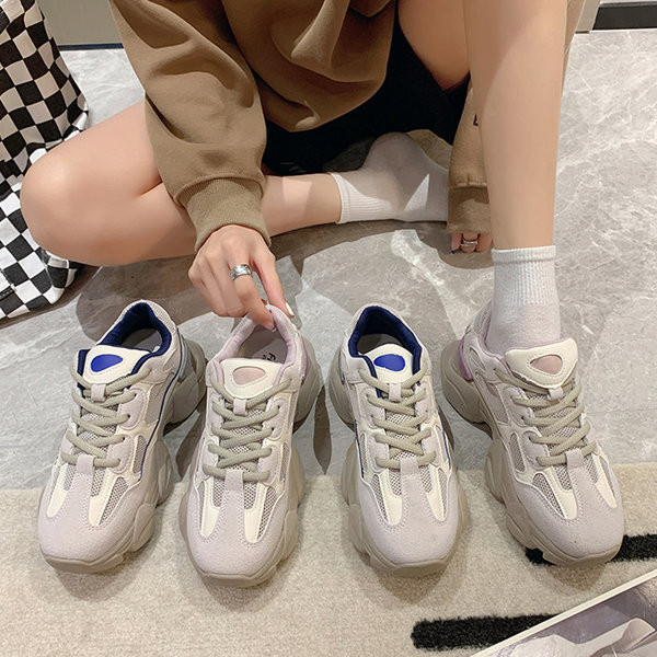 Női tornacipő emelvényes