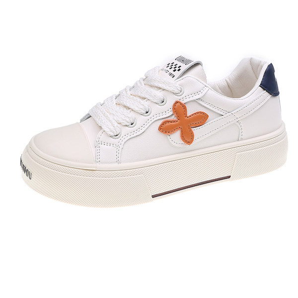 Modern női tornacipő eko bőrből, magas talppal