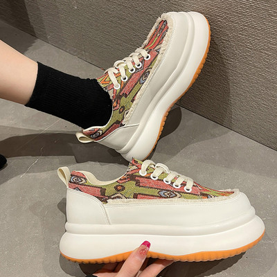 Casual sneakers με τραχιά σόλα για γυναίκες