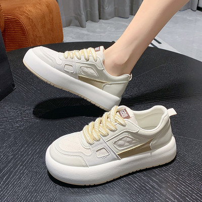 Γυναικεία sneakers από οικολογικό δέρμα με κορδόνια νέο μοντέλο