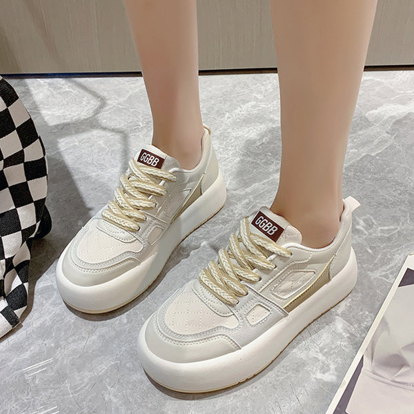 Naiste ökonahast paeltega tossud uus mudel