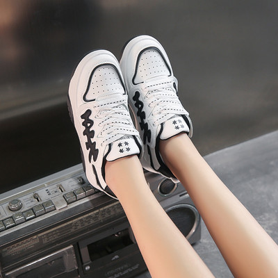 Casual γυναικεία sneakers - με ψηλή σόλα