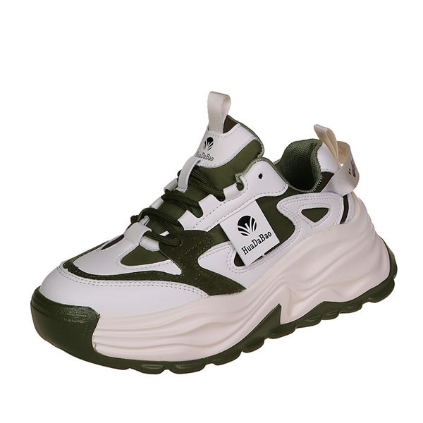 Női alkalmi tornacipő durva talppal