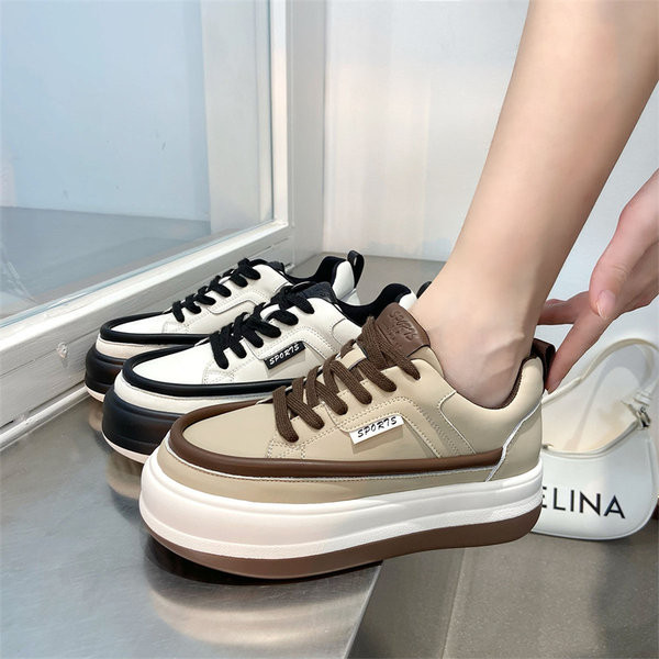 Ženske ležerne tenisice s okruglim prstima na vezanje