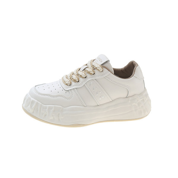 Fűzős női tornacipő