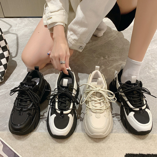 Eko-nahast kareda tallaga vabaaja naiste tossud