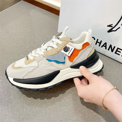 Γυναικεία casual sneakers με πολύχρωμα στοιχεία