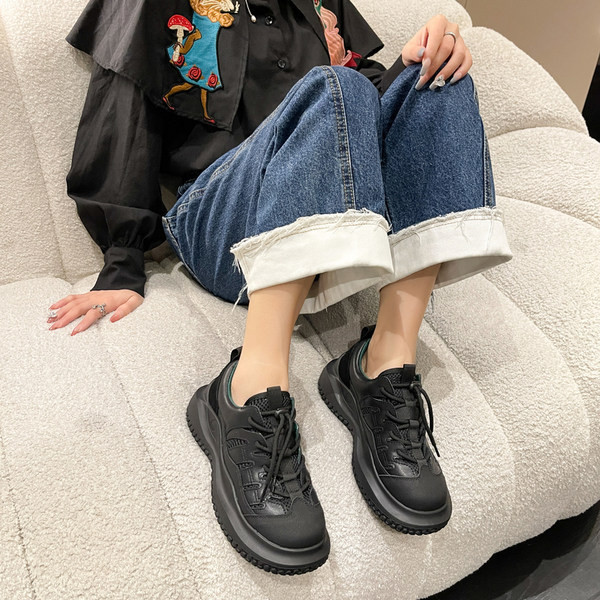 Női sportcipő - fűzős