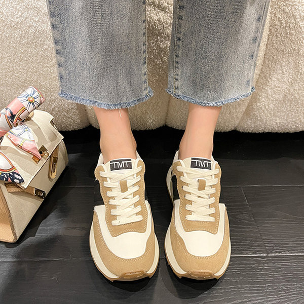 Sügisesed kõrge tallaga naiste tossud