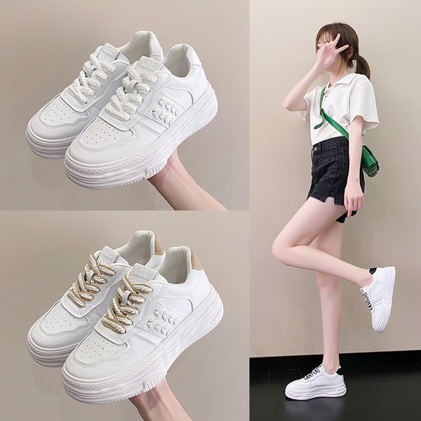 Bőr női tornacipő magas talppal 4,5 cm