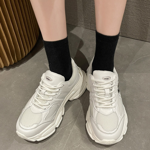 Naiste tossud – igapäevased