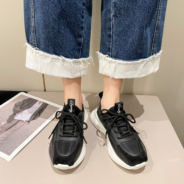 Ženske tenisice sa vezicama - dvije boje