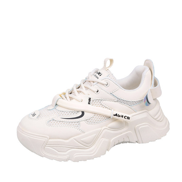 Új alkalmi női tornacipő két színben