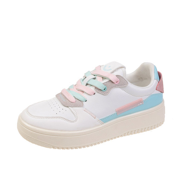 Naujo modelio modernūs odiniai moteriški sportbačiai su spalvingais raišteliais