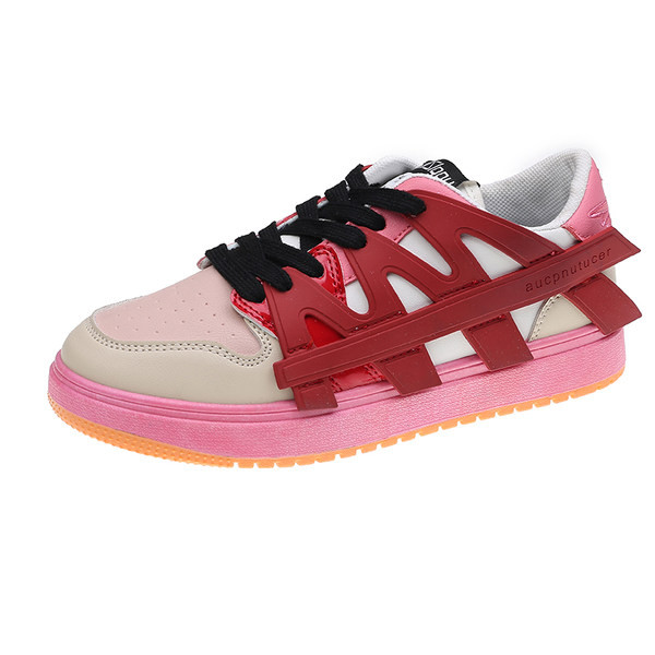 Nauji moteriški sportbačiai su raišteliais