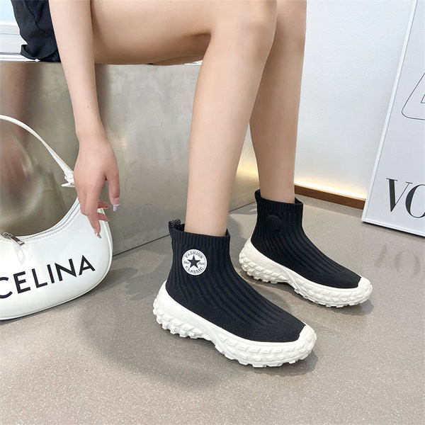 Dviejų spalvų moteriški laisvalaikio batų tipo sportbačiai