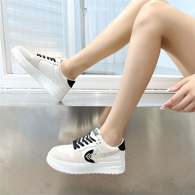 Női alkalmi tornacipő lapos talppal, különböző színekben