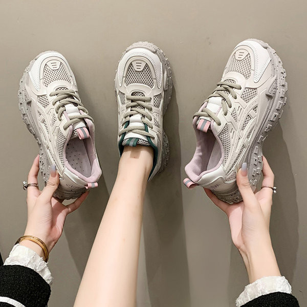 Moteriški laisvalaikio tinkliniai sportbačiai