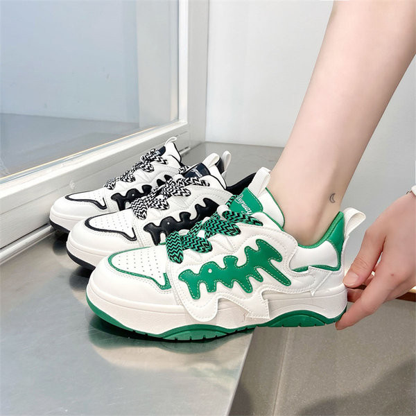 Moteriški laisvalaikio suvarstomi sportbačiai