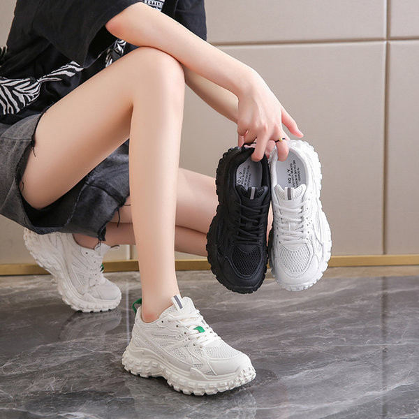 Moteriški laisvalaikio tinkliniai sportbačiai