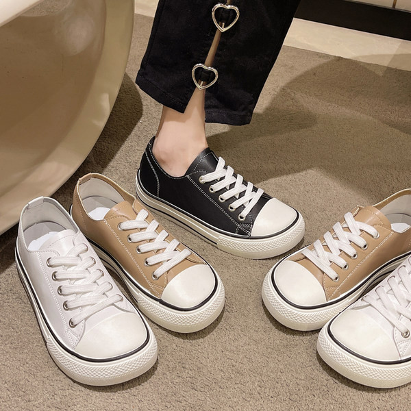 Ležerne ženske tenisice s ravnim đonom - bijele, crne i smeđe boje