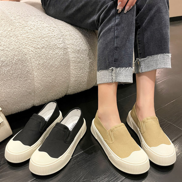 Tekstiliniai moteriški sportbačiai plokščiu padu