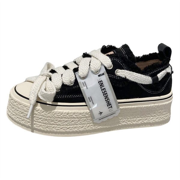 Γυναικεία sneakers πλατφόρμας με κορδόνια