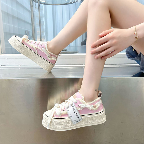 Γυναικεία sneakers πλατφόρμας με κορδόνια