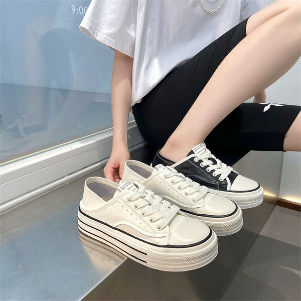 Nauji dviejų spalvų moteriški drobiniai sportbačiai