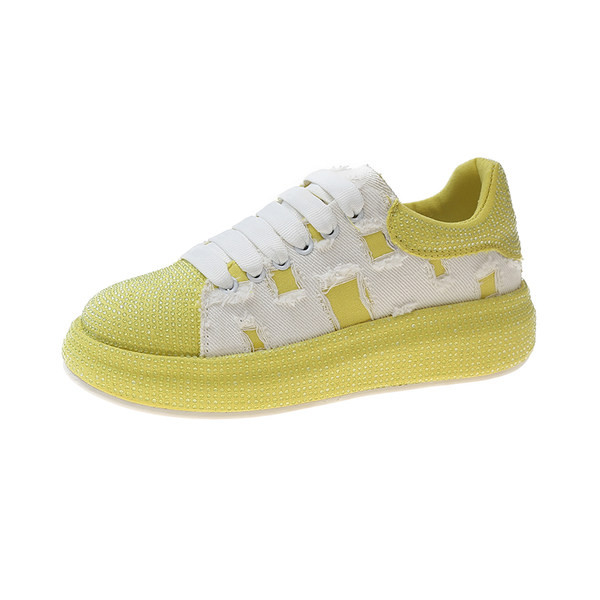 Modern női tornacipő lapos talppal - sárga és zöld színben