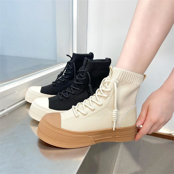 Nauji moteriški sportbačiai – megzti