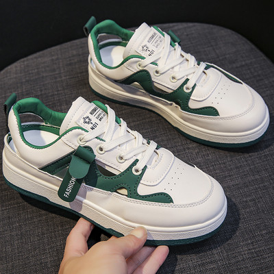 Μοντέρνα γυναικεία sneakers με κορδόνια σε λευκό και πράσινο χρώμα