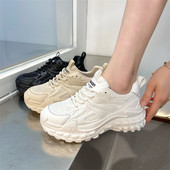 Μοντέρνα γυναικεία πάνινα παπούτσια με τραχιά σόλα - τρία χρώματα